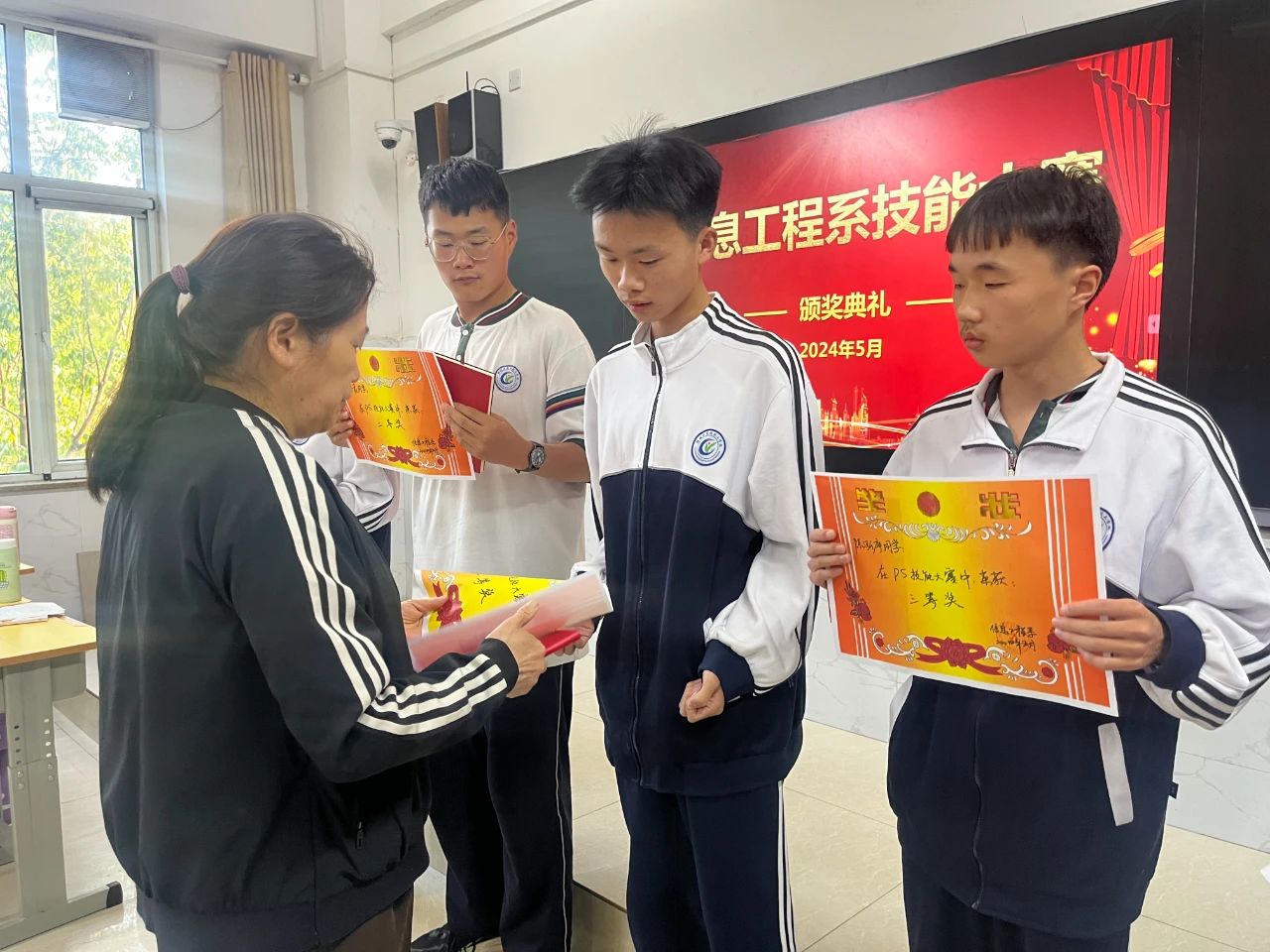 DM_20240528154158_009.jpg